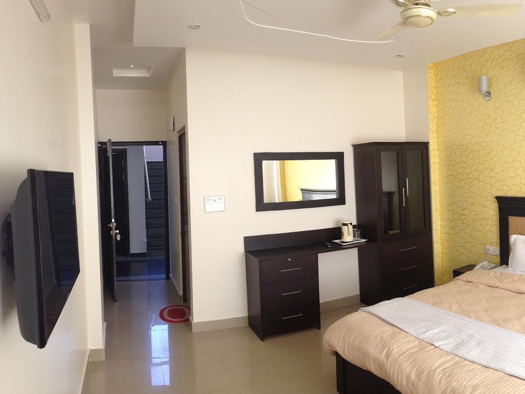 Vashishth Guest House Rishīkesh Eksteriør billede