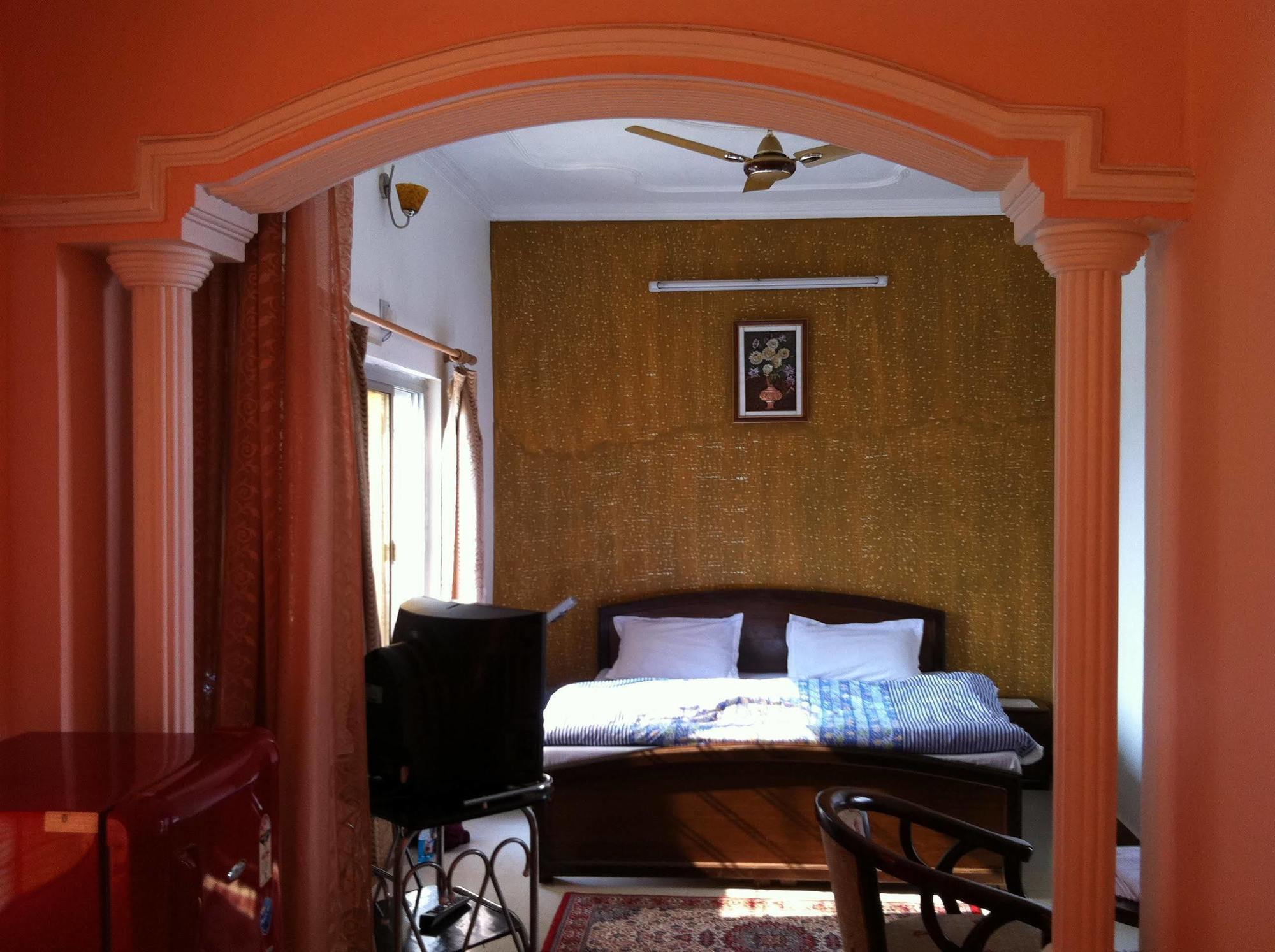 Vashishth Guest House Rishīkesh Eksteriør billede